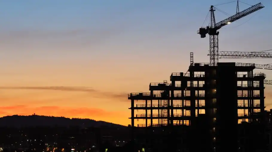 مقاول بناء في الدمام تنفيذ مشاريع البناء السكنية والتجارية