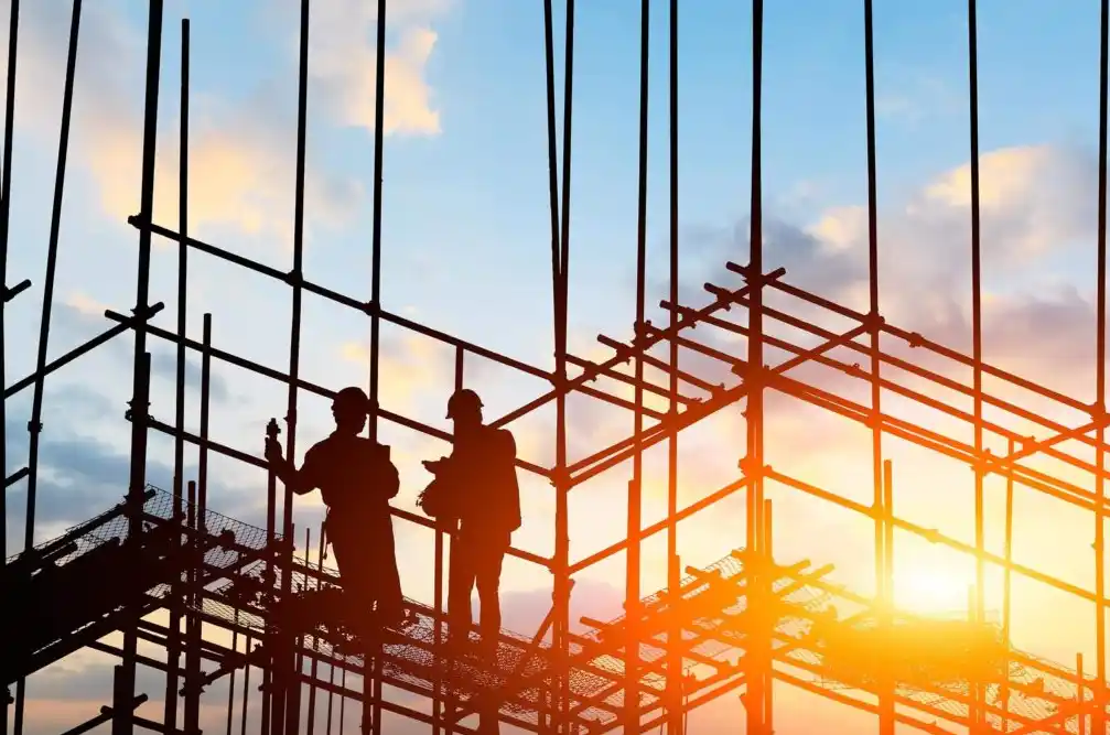 مقاول عظم في الرياض تنفيذ أعمال البناء بكفاءة وجودة